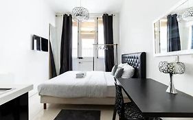 Canal St Martin : Charming Cosy Studio